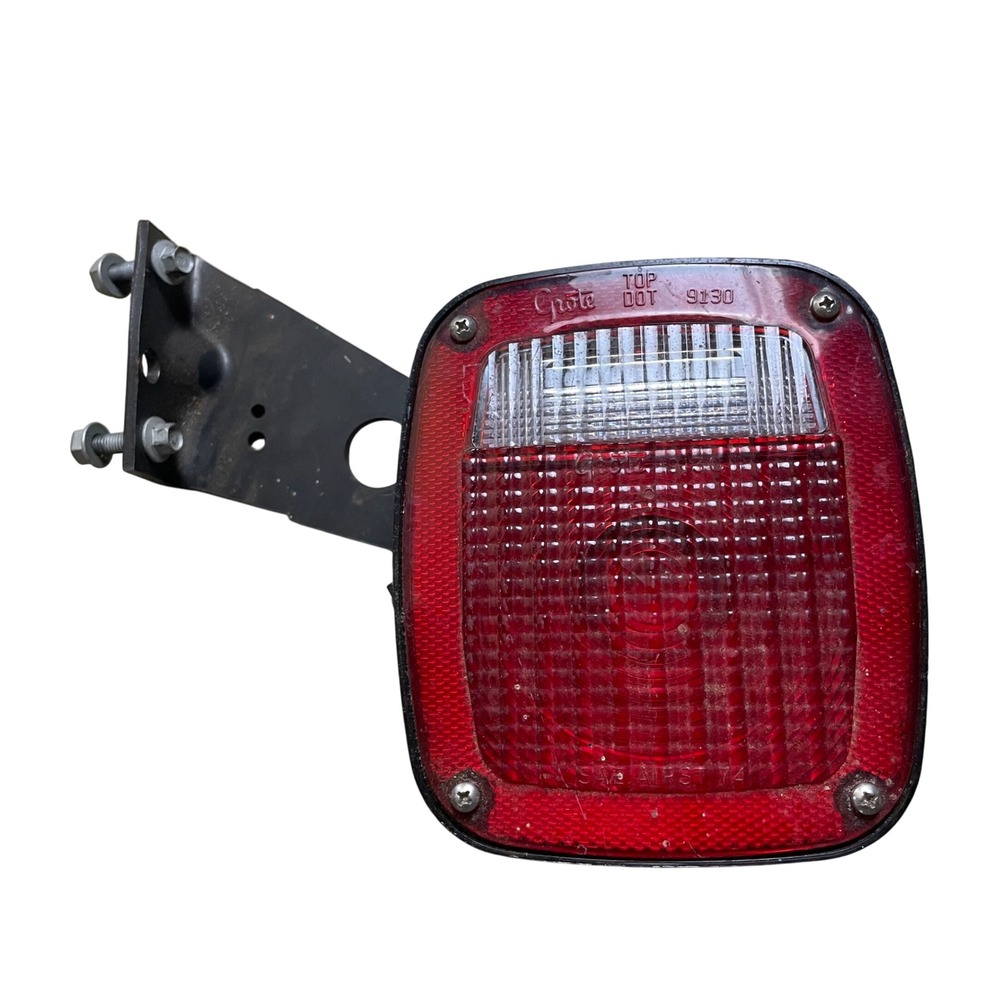 Grote 9130 RV Trailer Truck Tail Light Stop Turn Signal‎ Lamp Red White